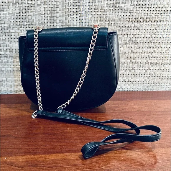 🌟2xHP🌟VTG Express Floral Embroidery Black Faux Leather Saddle Bag Gold Chain - Picture 10 of 13